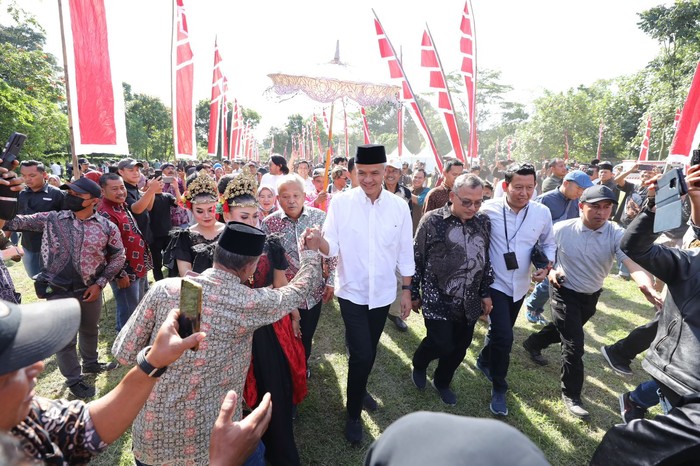 Ganjar ke kades Jabar